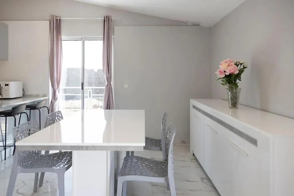 2 Bdr Cozy Apartment In City Center, Wifi - Lcgr Assomada